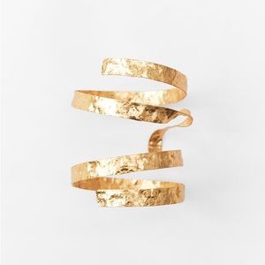 Zara Gold Cuff